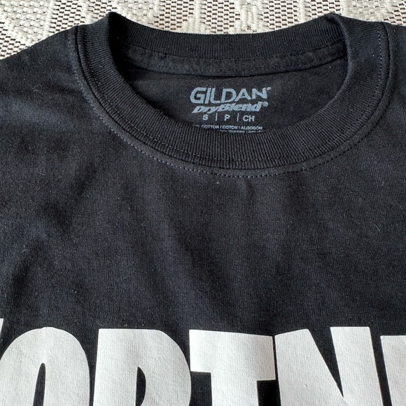 FORTNITE t-shirt polyester/cotton ~ NWOT ~ - Picture 3 of 6